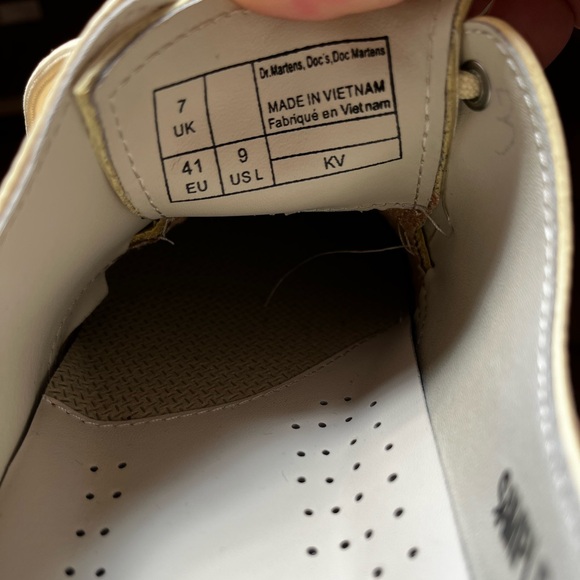 Dr. Martens 1461 Virginia Soft Leather Shoes Women's Size 9 Pastel Yellow - Picture 2 of 14